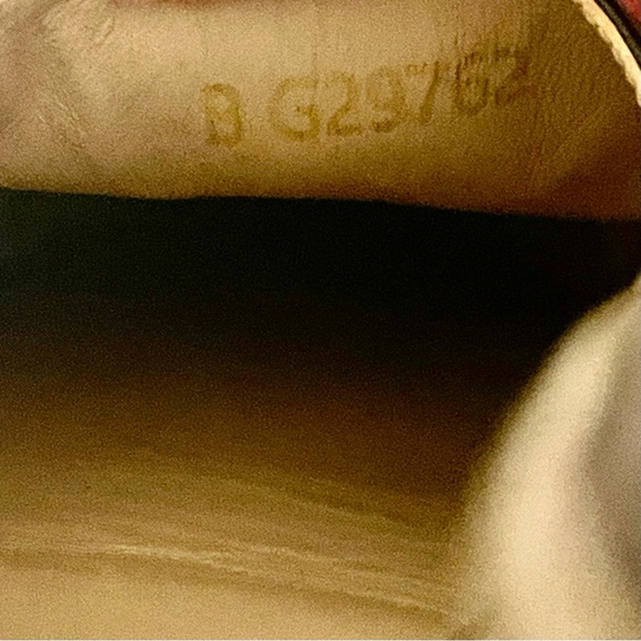 “LIKE NEW” CHANEL Lambskin Black Espadrilles - Picture 9 of 16